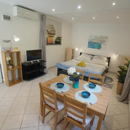 Apartment Luna 22 *