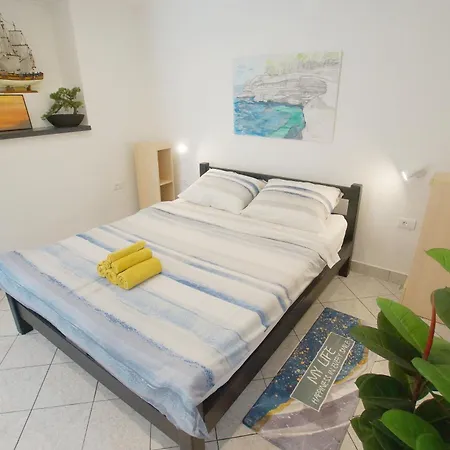 Apartman Luna 22